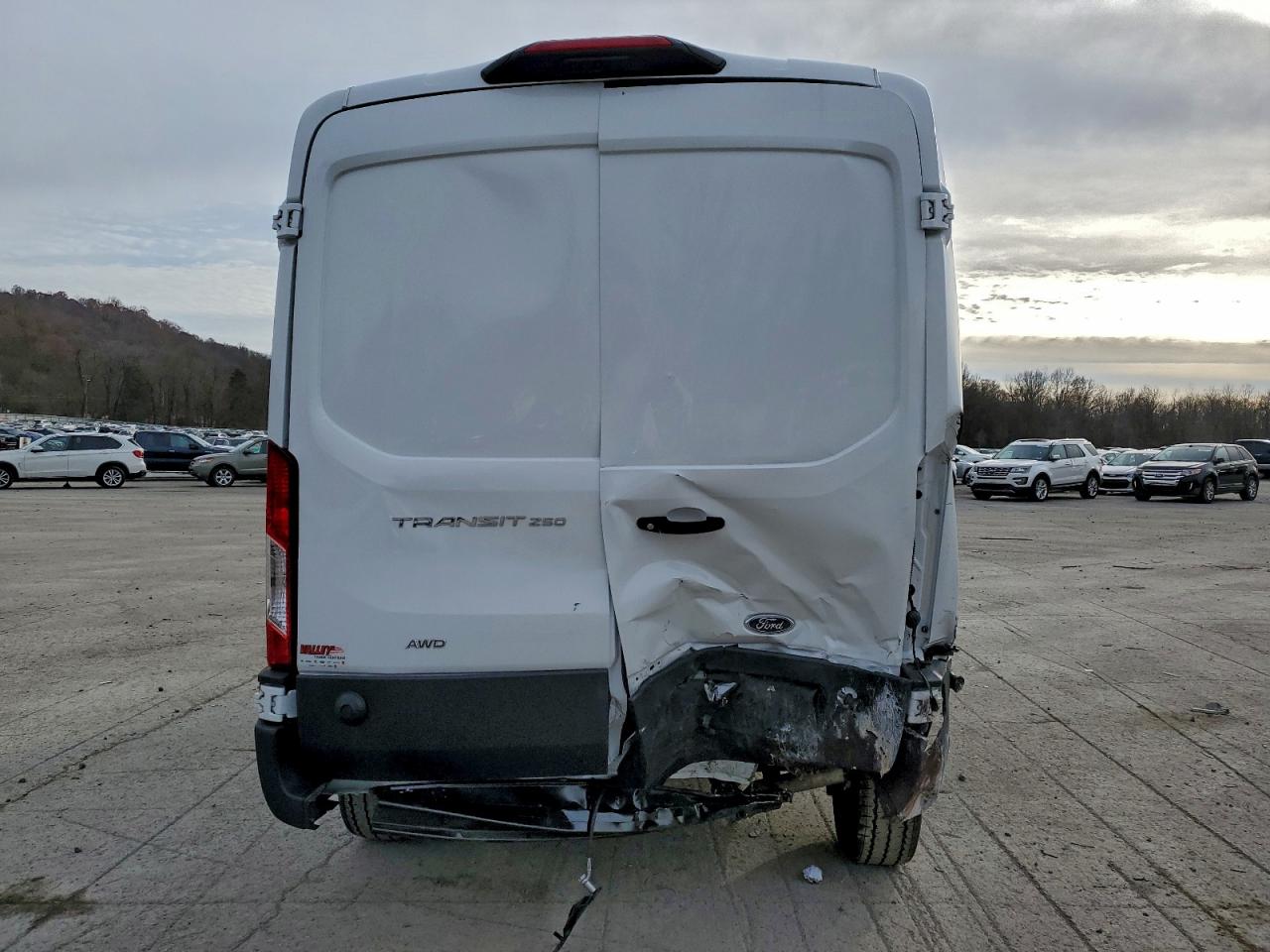 Ford Transit T-250 Image 9