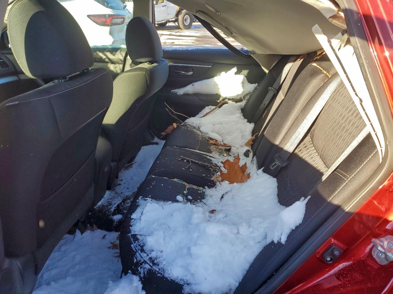 Nissan Altima 2.5 Image 9