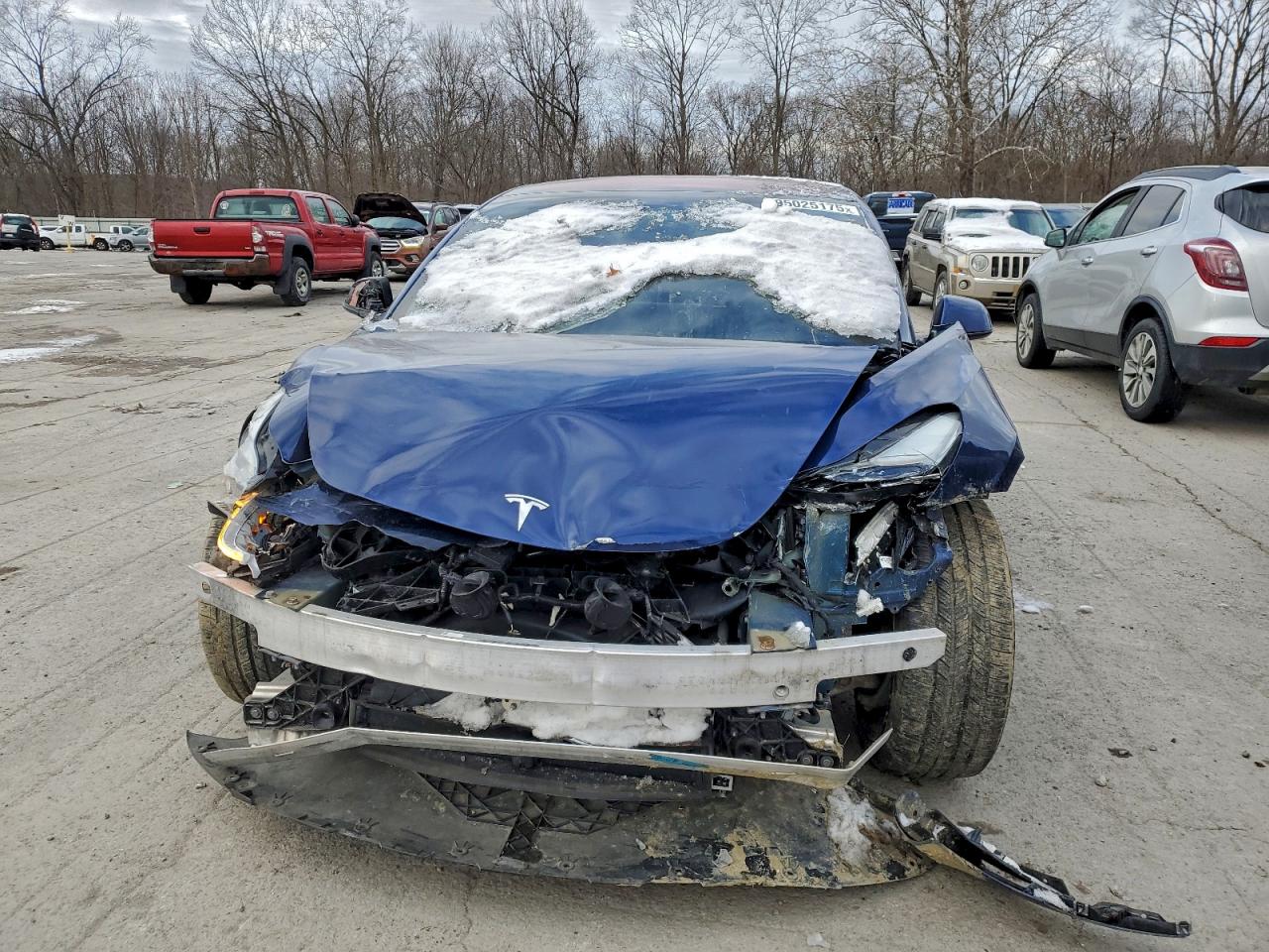 Tesla Model 3 Image 4