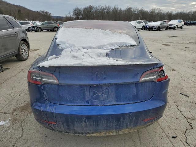 Tesla Model 3 Image 3