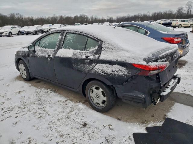 Nissan Versa S Image 13