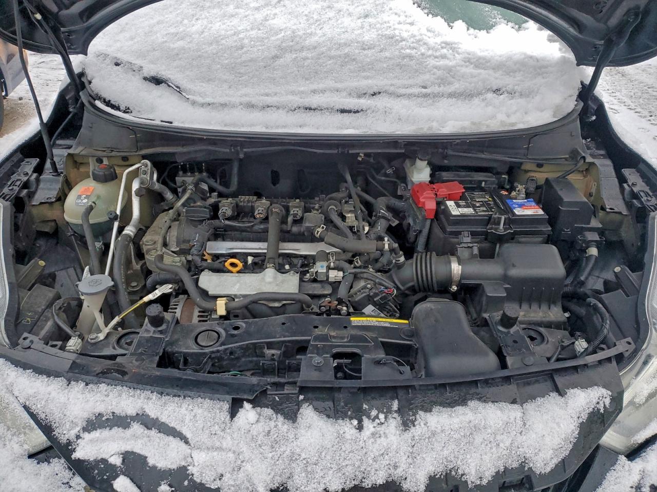 Nissan Versa S Image 7