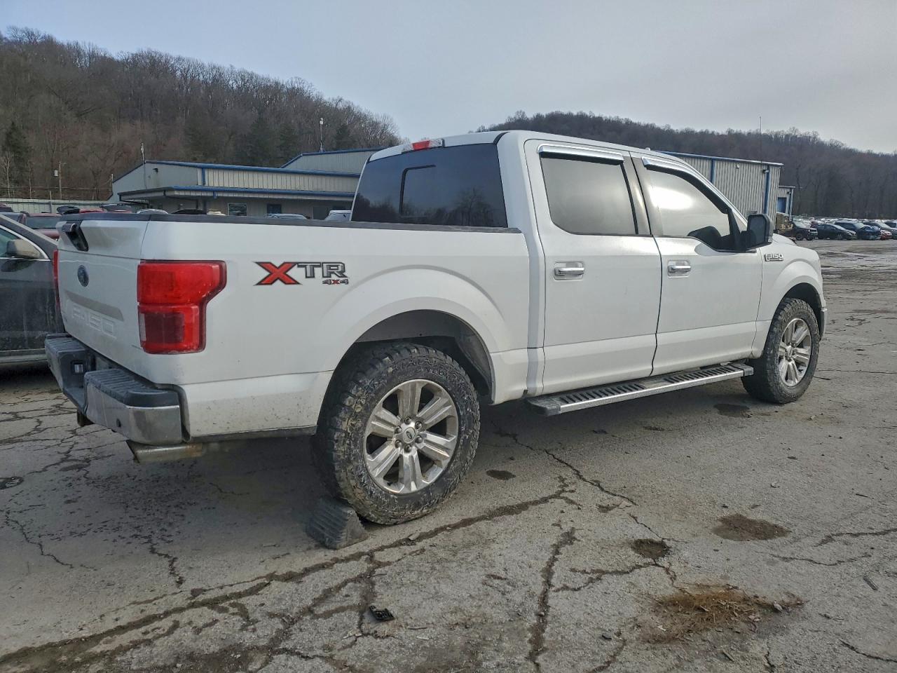Ford F-150 Supercrew Image 2