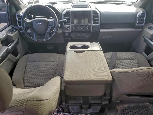 Ford F-150 Supercrew Image 12