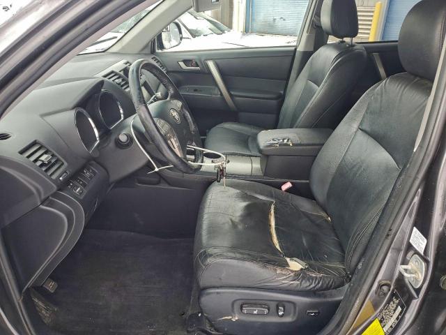 Toyota Highlander Sport Image 6