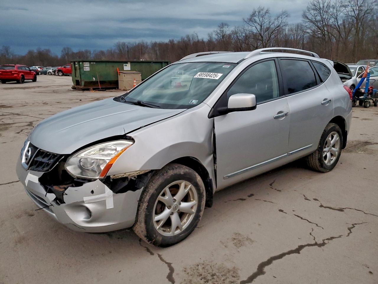 Nissan Rogue S Image 1