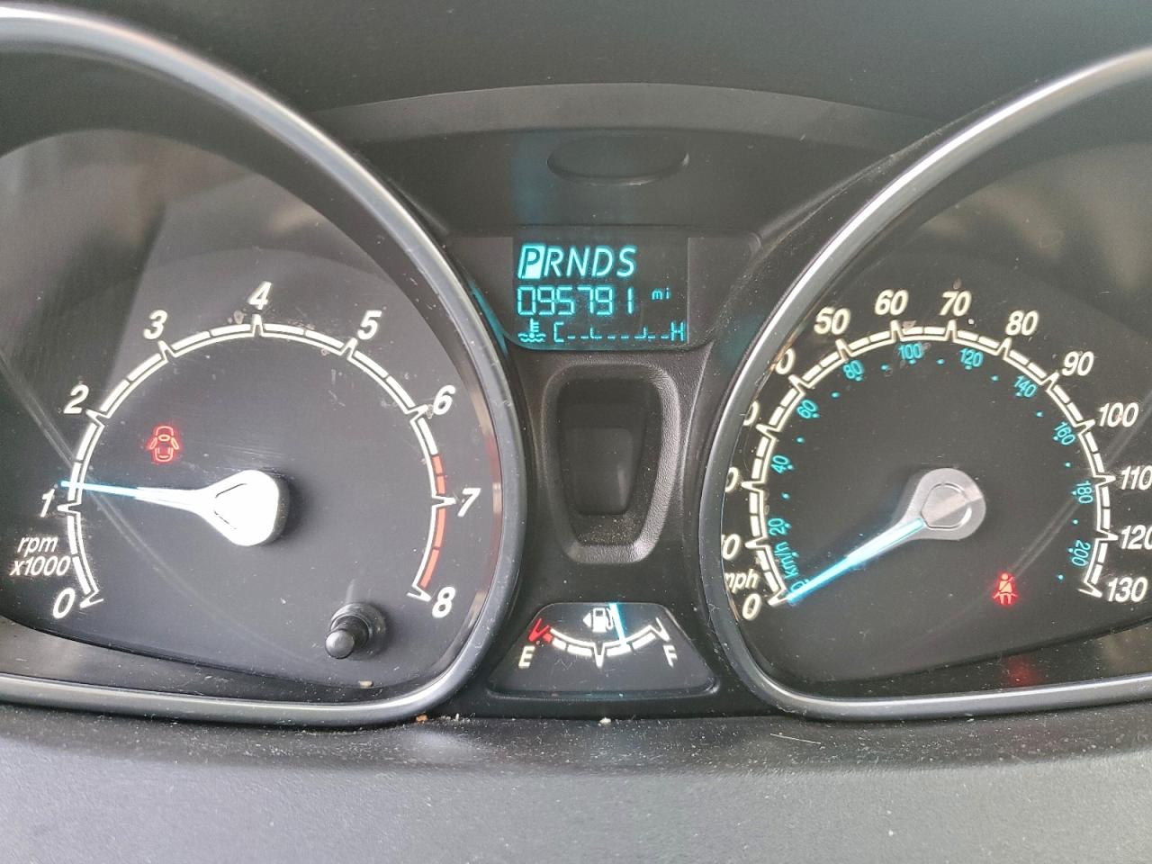 Ford Fiesta Se Image 10