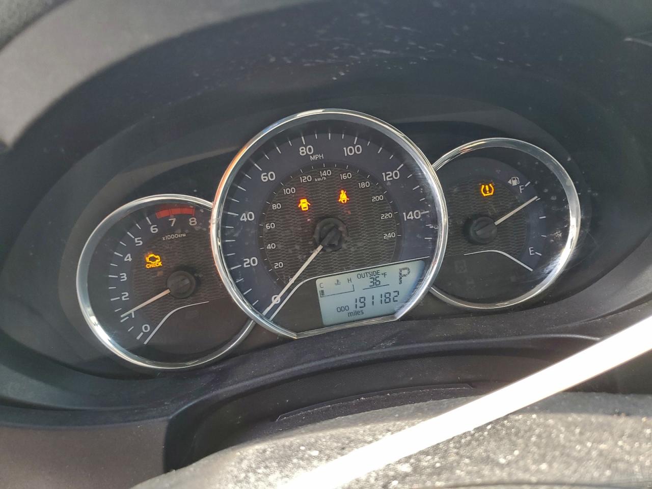 Toyota Corolla L Image 11