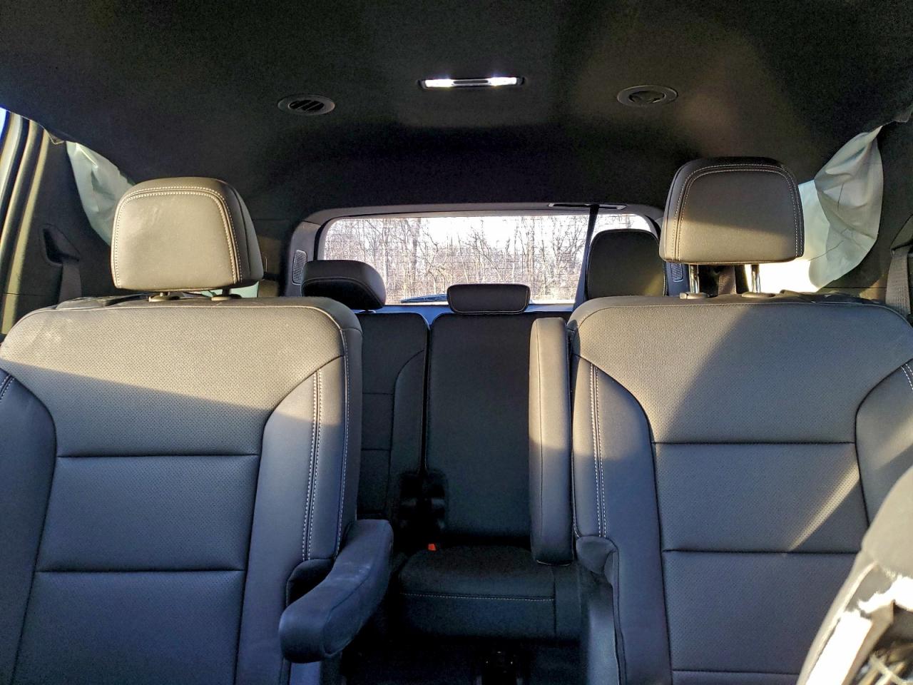 Chevrolet Traverse Lt Image 2