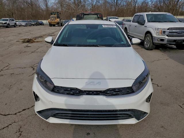 Kia Forte Lx Image 9