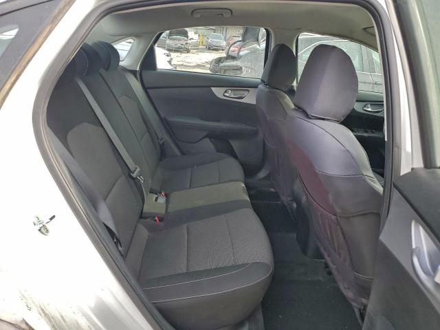 Kia Forte Lx Image 4