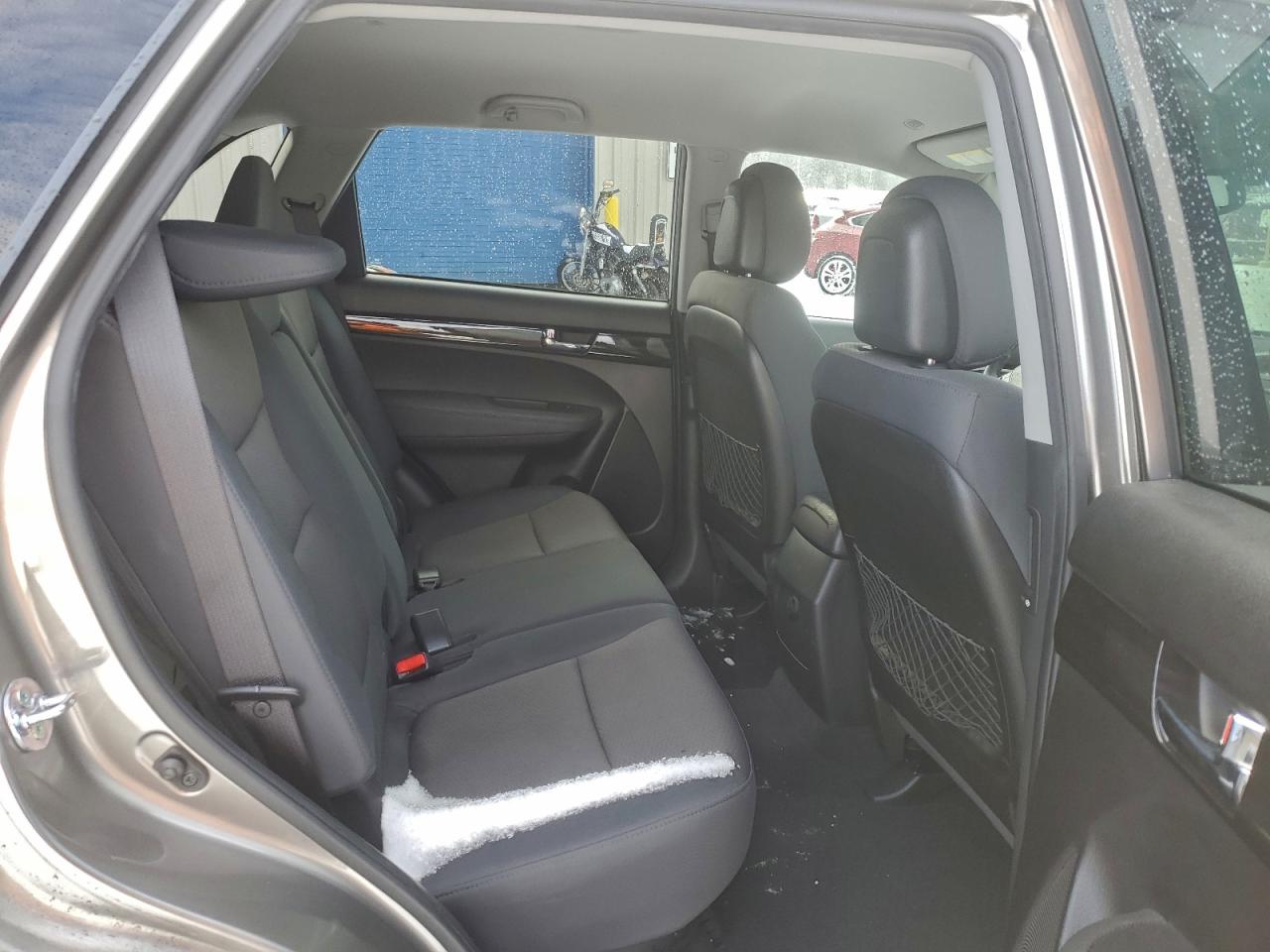 Kia Sorento Lx Image 11